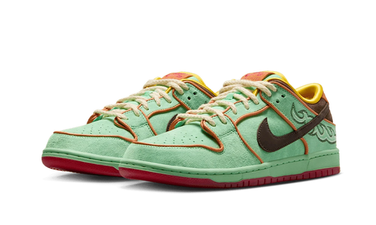 Nike SB Dunk Low Rodeo Tourmaline