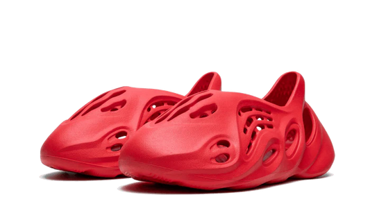 Adidas Yeezy Foam RNNR Vermillion