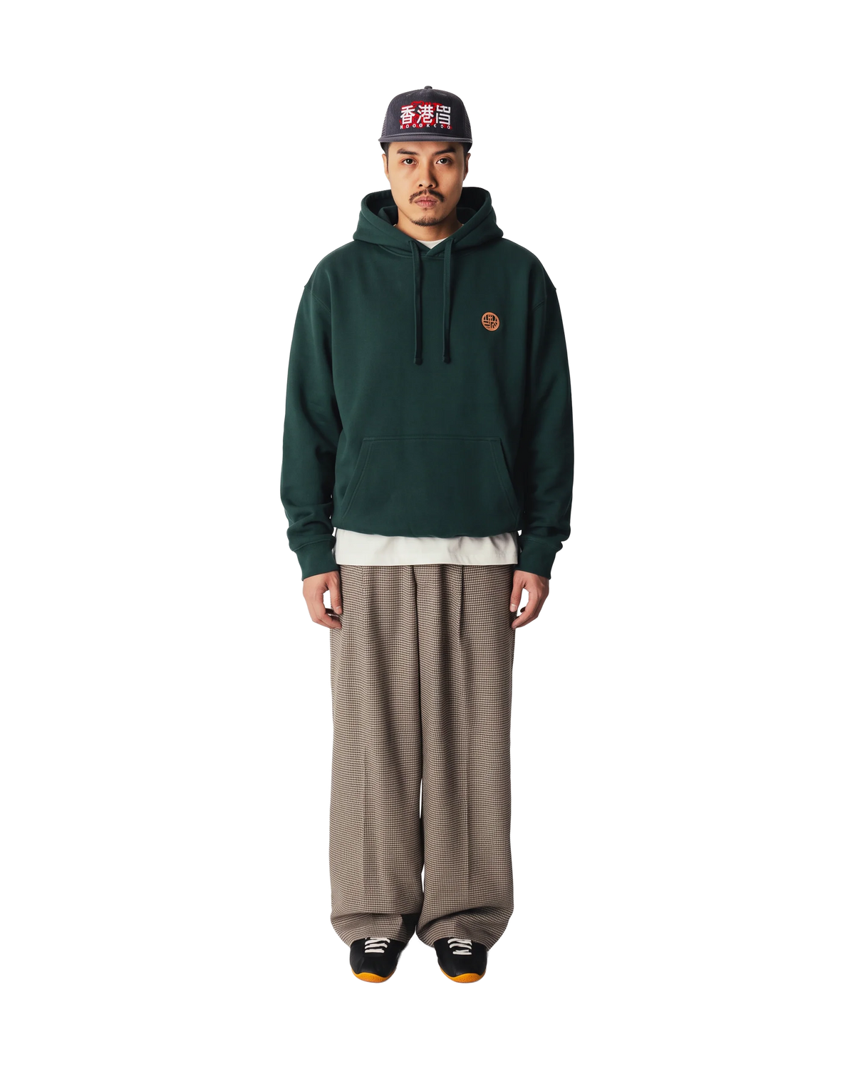 WBPacs Mystery Hoodie Pond Green indossata, vista frontale - Raf Sneakers Trieste