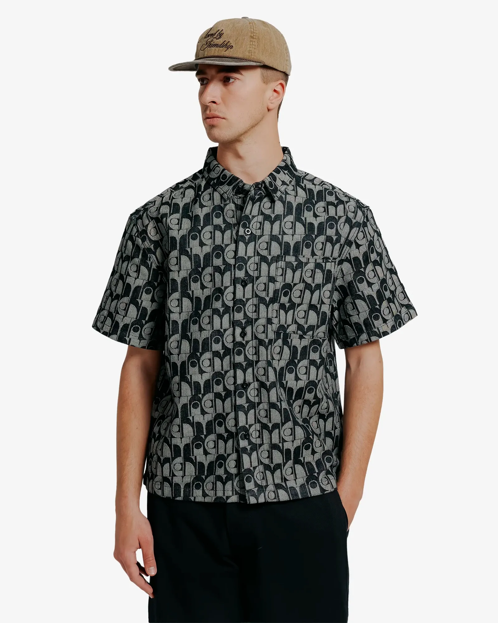 Ementa Dots Pattern Shirt Black - indossata