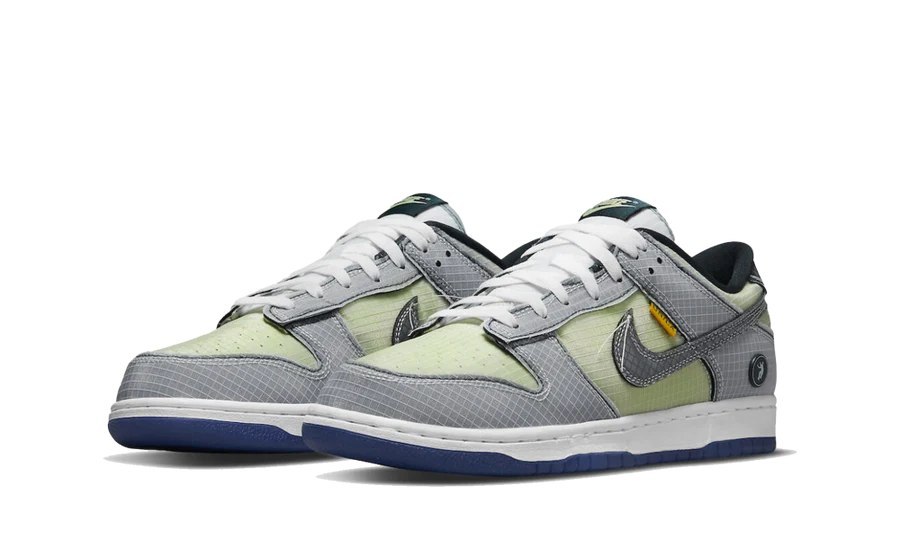 Dunk Low Union Passport Pack Pistachio