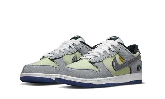 Dunk Low Union Passport Pack Pistachio